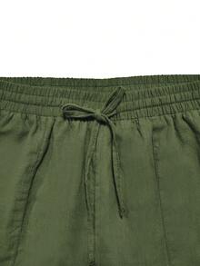 Set di camicia a maniche lunghe e shorts semplice e minimalista per donna, adatto per uso quotidiano