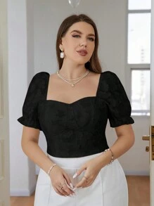 SHEIN Essnce Festiwal weselny i walentynki Plus Size Teksturowany materiał Krótka koszula o dopasowanym kroju z wyciętym wzorem kwiatowym