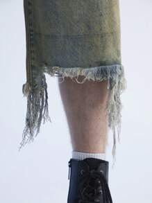 Manfinity Roghcode Men's Yellow Mud Dyed Distressed Denim Shorts - JORTS - Teal Blue - View 4