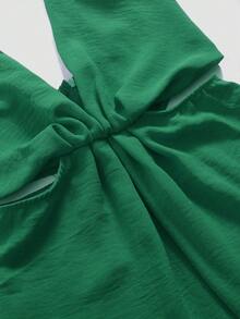 Celana Jumpsuit Wanita dengan Lubang di Bagian Bawah - Hijau - View 4