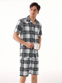 Conjunto de ropa casual para hombre con camisa de cuadros de manga corta de un solo botón y pantalón corto para estar en casa
