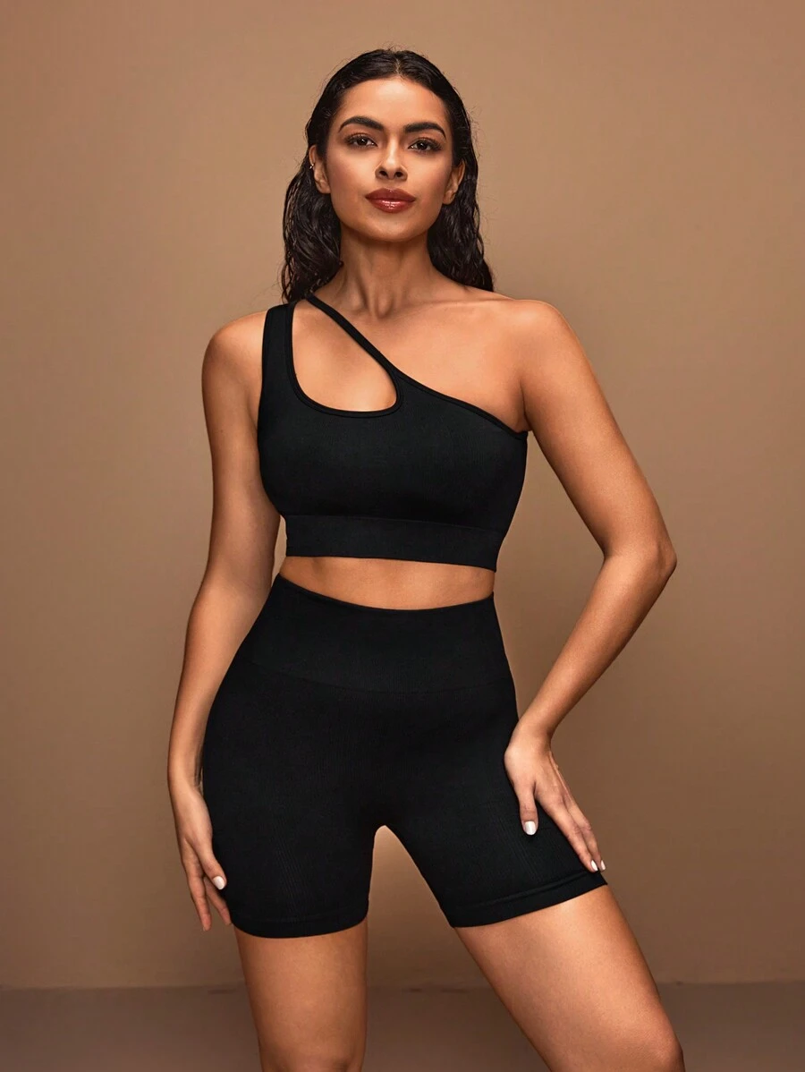 SHEIN Sports Ensemble de sport pour femme avec haut à une épaule de couleur unie et short simple