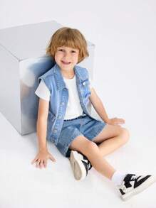 Young Boy Street-Style Washed Denim Jacket With Organ Pleats And Multiple Pockets - Medium Wash - View 7