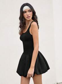 COSMINA Damen süßes einfarbiges Minikleid mit Ärmellos, Knopfdetails und Tunnelzug Taille - Schwarz - Übersicht 4