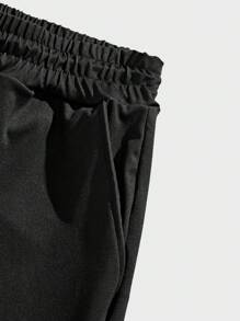 Manfinity LEGND Ensemble de t-shirt décontracté à manches courtes à col rond avec impression de loup d'été et short à taille élastique pour homme de grande taille - Noir - Voir 5