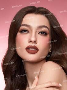 SHEGLAM أحمر شفاه سائل مطفي اللمعان-فيتيفر أحمر شفاه طويل الأمد عالي الصبغة مغذي بزيت عباد الشمس يقلل من الخطوط الدقيقة على الشفاه العناية بالشفاه مكياج الشفاه أحمر شفاه سائل لحفلات عيد الميلاد في علامة تجارية جمال مكياج مستحضرات تجميل للنساء الفتيات مثالي لفصل الخريف الشتاء مثالي ل- Y2K أزياء أنيقة هدية حفلة جاهز أفضل لون