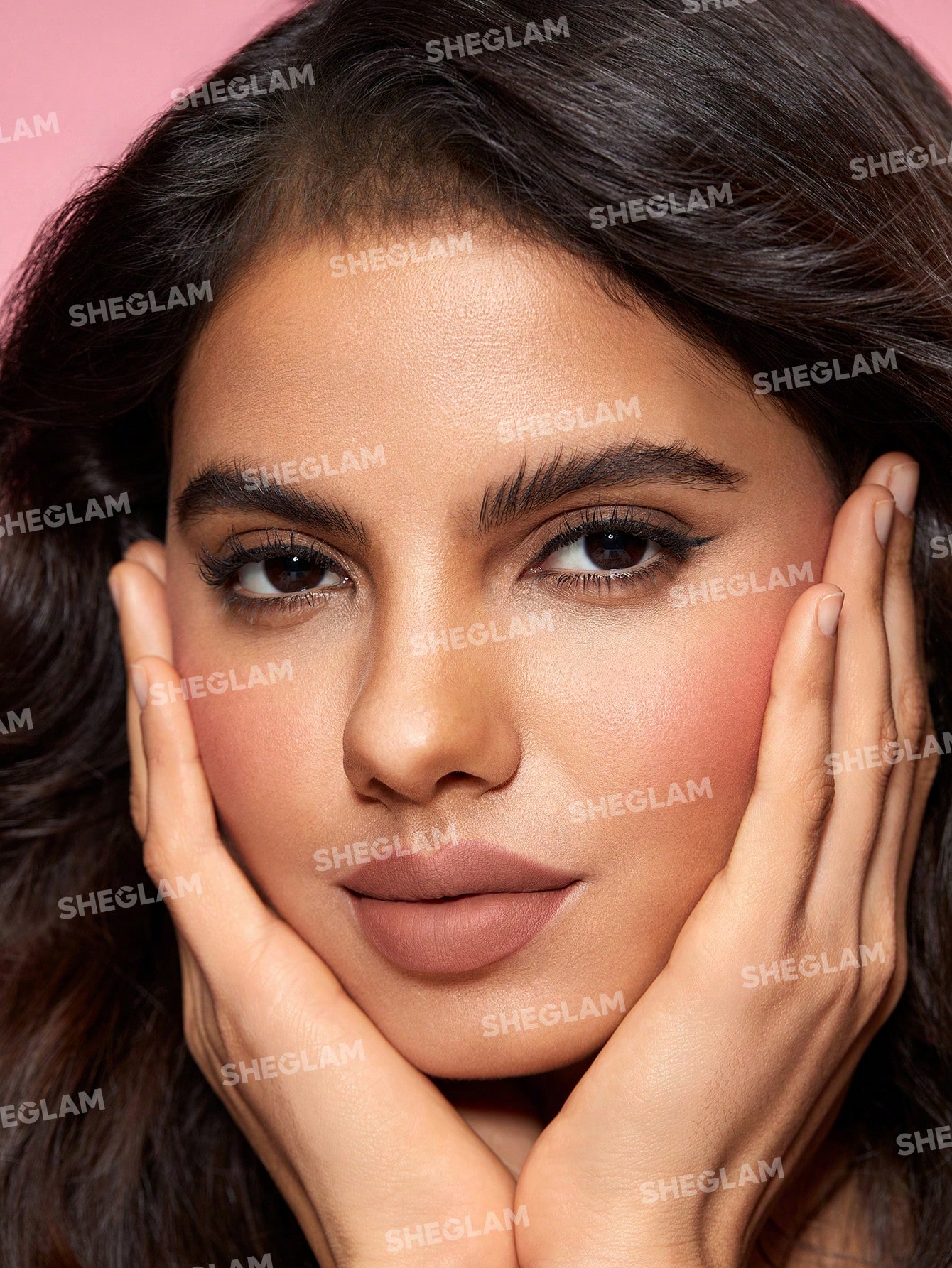 SHEGLAM أحمر شفاه سائل مطفي اللمعان-فيتيفر أحمر شف...