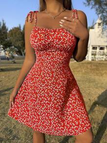 Breezaya Vestido de cami A-Line con pliegues en el busto y estampado floral