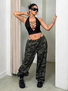 SHEIN ICON Plus Size Slim Fit Deep V-Neck Beaded Necklace Decorated Tank Top For Summer