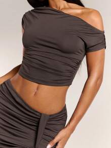 SHEIN BAE Summer Beach Vacation Solid Color Burgundy Sexy Asymmetrical Collar Off-Shoulder Top Suit Skirt Suit, Suitable For Daily Dating, Night Out, Nightclubs, Parties, Get-Togethers, Cocktail Parties, Pool Parties, Back-To-School Season Clothing, School Season, Holiday Clothing, Music Festival Clothing, Country Music Festival Clothing, Concert Clothing New Spring And Summer Styles, Romantic Date,Country,Modest, Fairycore,Wedding Guest Dress Women / Bridal Shower Dress White, Graduation Dress,Brunch Outfits For Women,,Brunch Outfits For Women,Concert Outfit Women / Rave Outfits Festival /Rave Outfits / Country Concert Outfit / Nashville Outfits / Ibiza Outfits,Spring Outfits For Women,Elegant,Vacation Outfits Woman