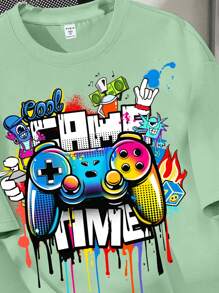 SHEIN Camiseta casual de manga corta y cuello redondo con diseño de mando de juego para niños preadolescentes, adecuada para el verano