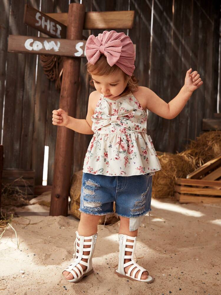 2pcs Baby Girls' Elegant Bow & Floral Design Beige Tank Top And Denim Pants Set, Spring/Summer