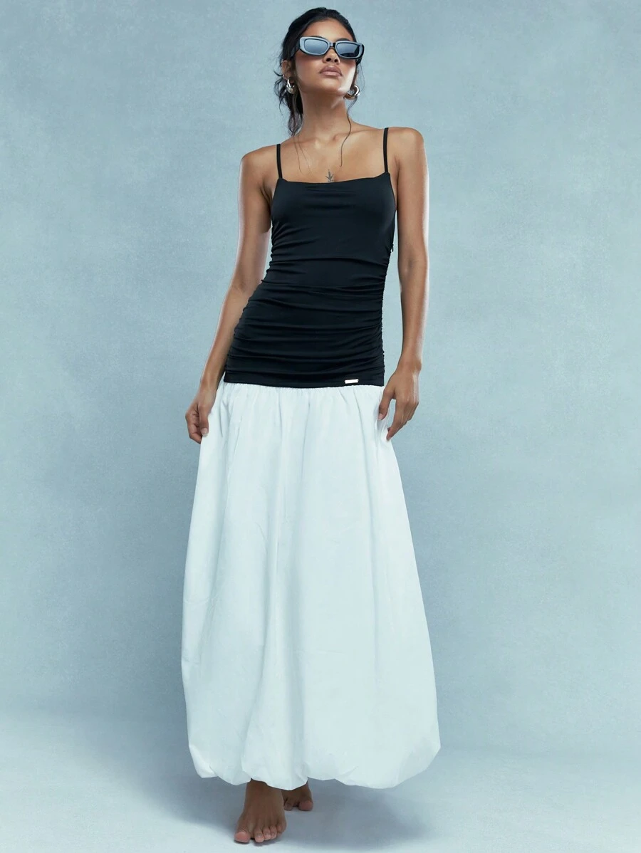 MISSGUIDED Đầm Maxi Cami Viền Dài Xếp Ly Nhiều Màu - Đen và trắng - Xem 1