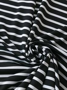 Đầm Maxi dài tay in họa tiết sọc cỡ lớn mùa hè có mũ trùm đầu, cổ buộc và túi cho nữ - màu đen - Xem 5