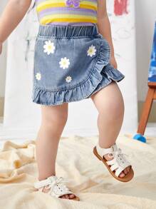 嬰兒女孩可愛菊花印花彈性腰頭牛仔短裙裝，適合休閒或度假外出穿著