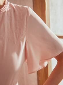 MOTF 純色波浪袖荷葉邊褶皺折疊刺繡細節連衣裙