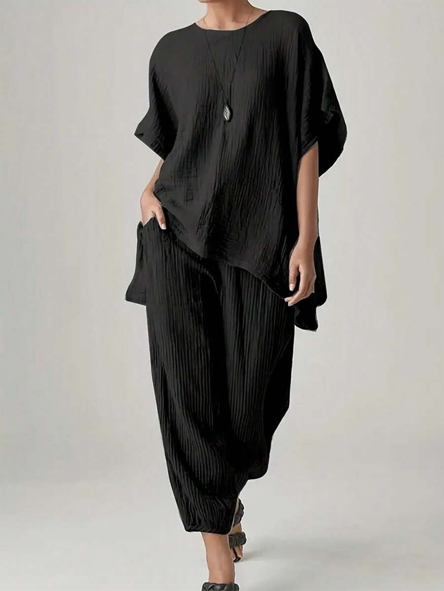 Plus Size Women's Fashionable Simple Solid Color Versatile Pleated Fabric Two-Piece Set - Black - View 1