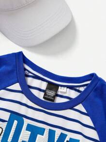 LOONEY TUNES X SHEIN 男孩卡通字母印花套裝，短袖連Raglan袖條紋休閒T恤和短褲，夏季短袖套裝 - 藍色 - 查看 8