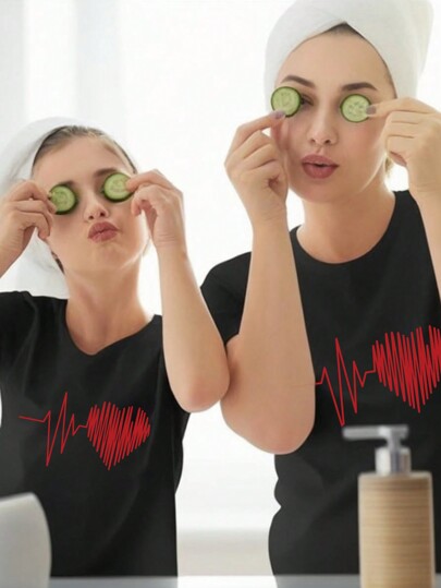 Young Girl Casual Simple Wave Horizontal Line Heart Pattern Printed Short Sleeve T-Shirt, Mommy And Me Matching Outfits (2 Pieces Are Sold Separately)