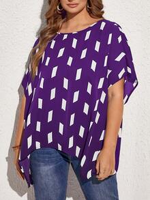 EMERY ROSE 大尺碼幾何印花不對稱下擺圓領休閒襯衫，夏季款