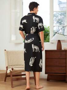 V-Neck Belted Blue Floral Printed Short Sleeve Loungewear Robe