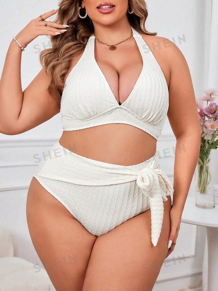 SHEIN Swim Curve Conjunto de bikini de talla grande de unicolor simple con parte superior tipo halter y espalda descubierta + conjunto de Bottom de bikini con lazos laterales, para verano y playa - Albaricoque - Ver 1