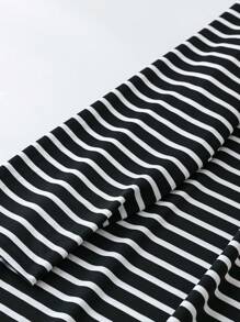 Đầm Maxi dài tay in họa tiết sọc cỡ lớn mùa hè có mũ trùm đầu, cổ buộc và túi cho nữ - màu đen - Xem 3