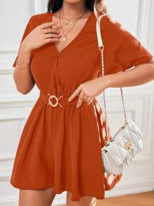 SHEIN Frenchy Bộ áo liền quần ngắn tay có thắt lưng cổ chữ V màu trơn cho trang phục thường ngày mùa hè - màu nâu - Xem 2