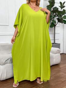 SHEIN CURVE+ فستان يومي بسيط بموحد اللون للسيدات بمقاس كبير - أخضر - مشاهدة 5