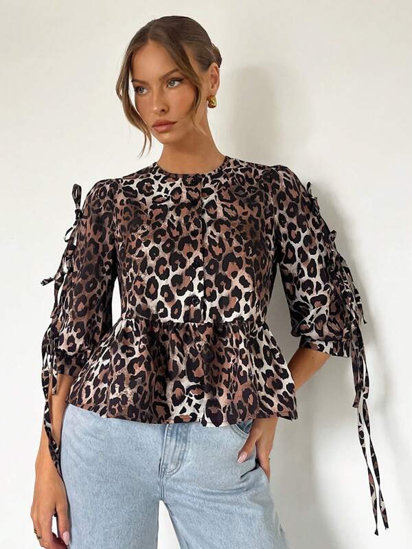 SHEIN Essnce Camisa de verano para mujer con lazo en las mangas, camisa veraniega de leopardo impresa para mujer
