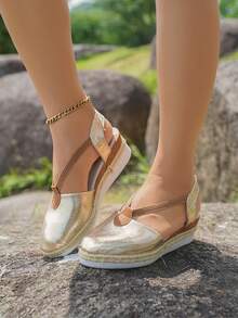 Sandalias de cuña con borde de cuerda dorada para mujer con punta cerrada, suela de plataforma gruesa y cuña - Dorado - Ver 2
