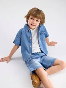 SHEIN Young Boy Casual Basic Midsky Blue Washed Watermark Design Flat Pocket Short Sleeve Denim Jacket & Drawstring Denim Shorts Set - Medium Wash - View 4
