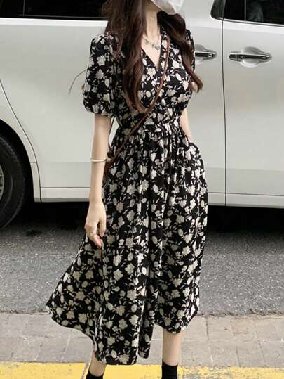 2025 碎花中长款女式短袖连衣裙，夏季