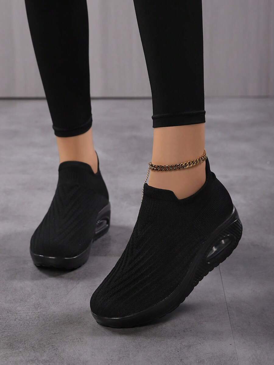 Zapatos de mujer modernos de fácil calzado con suelas curvas - Negro - Ver 1