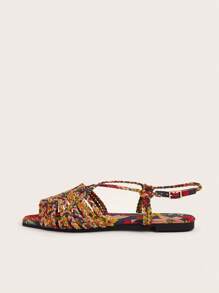 Meerkleurige handgeweven platte sandalen met bandjes van kunstsuède voor dames, modieuze gevlochten textuur, willekeurig gevlochten patroon en materialen (bloemen/planten) en kleur