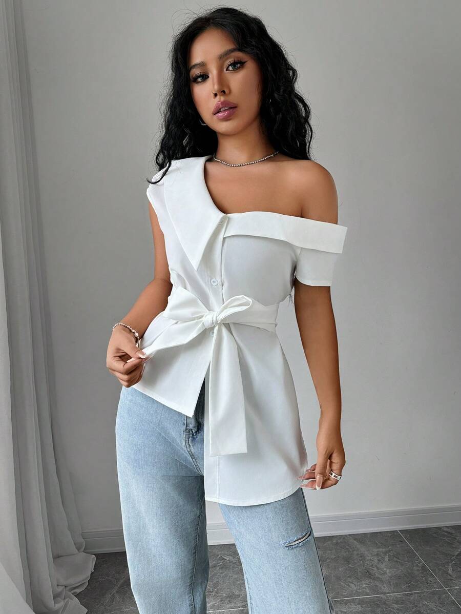 SHEIN ChicEase Blusa de un hombro de unicolor con tirante asimétrico, de moda de verano - Blanco - Ver 1
