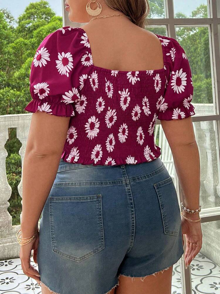 Women's Chamomile Flower Printed Short Puffed Sleeve Shirt