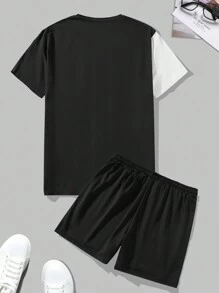 Manfinity Homme 男士夏季圓領短袖印花字母休閒T恤和束口短褲套裝 - 黑與白 - 查看 3