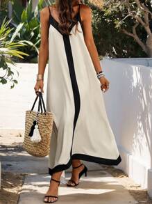 Vestido de mujer con tirantes y bloques de color