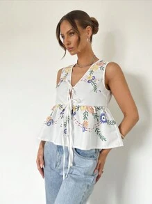 Siren Gaze 女士宽松、轻盈、透气的夏季假日无袖衬衫，带刺绣和印花图案和系带，V 领带前蝴蝶结波西米亚娃娃装，无袖上衣 - 彩色 - 查看 5