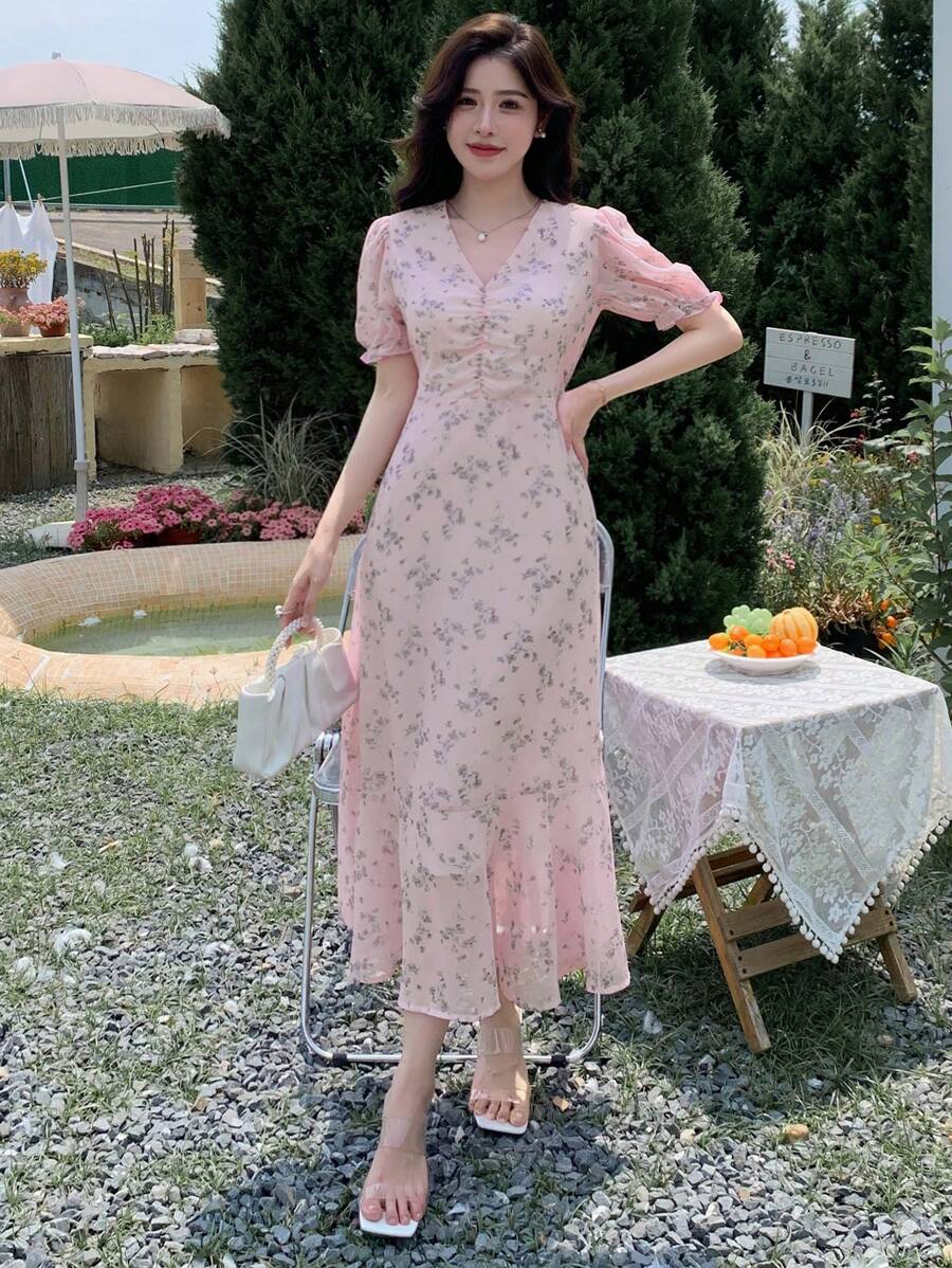 DAZY Ladies' Elegant Long Floral Printed V-Neck Ruched Puff Sleeve Summer Holiday Dress,Ruffle Vacation Outfits Women Easter - Pink - View 1