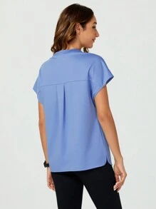 TaskEZ Blusa escolar con cuello de muesca y mangas cortas