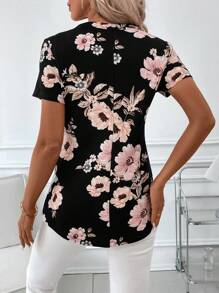 SHEIN Clasi Women's Short Sleeve Square Neck Black & White Printed T-Shirt - Black and White - View 6