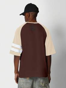 SUMWON 数字图形印花插肩 T 恤 - 卡其色 - 查看 2