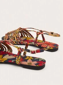 Meerkleurige handgeweven platte sandalen met bandjes van kunstsuède voor dames, modieuze gevlochten textuur, willekeurig gevlochten patroon en materialen (bloemen/planten) en kleur