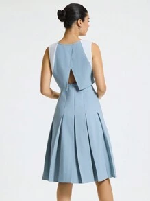 MaterniWear Maternity Elegant Commuter Two-Piece Set - Green - View 2