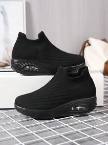 Zapatos de mujer modernos de fácil calzado con suelas curvas - Negro - Ver 4