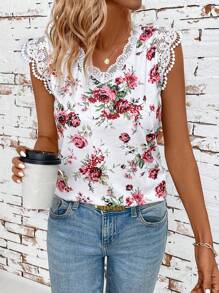 SHEIN Clasi Camiseta elegante y romántica de verano con cuello en V y encaje de contraste exquisito con ajuste delgado en base blanca y flores rojas