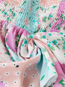 SHEIN Dreamara 拼色浪漫短袖修身女上衣，印有花卉圖案 - 彩色 - 查看 3