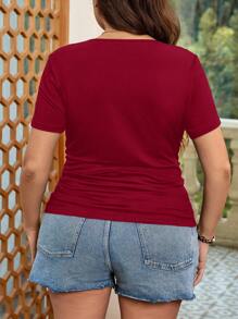 SHEIN LUNE Plus Size Slim Fit Side Slit Pleated V-Neck Basic Summer Casual T-Shirt - Burgundy - View 2